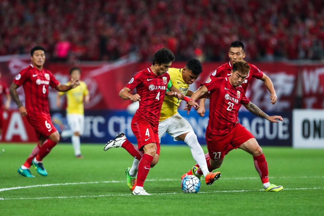 雷速体育包含山东泰山内部会议纪要流出：今夜造点机会，亚冠使命明确，数据趋势出现新变化的词条